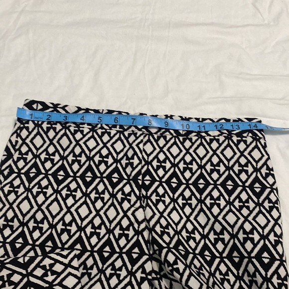 Mario Serrani Tribal prints shorts size 4 - Picture 6 of 8